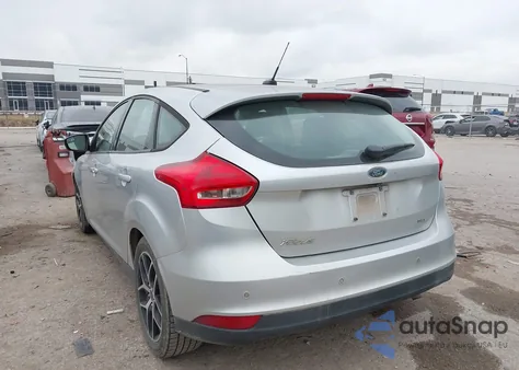 2017 Ford Focus Sel z USA, uszkodzony, nr VIN 1FADP3M28HL332519
